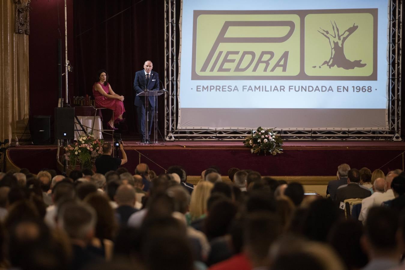 Medio siglo de historia de Supermercados Piedra en Córdoba: la revolución que vino de la Viñuela